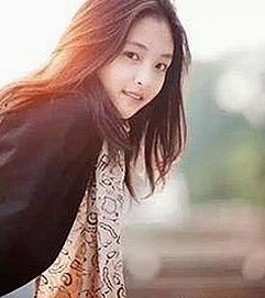 人物成长记：从《摩登家庭第二季》看家庭关系的变化