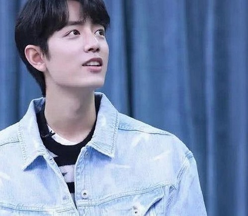 已满十八在线观看高清电视剧推荐官方版：探索昭通市娱乐圈新动态