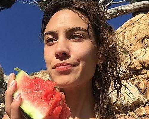 最新消息：菠萝视频官方版正版下载现已全面上线