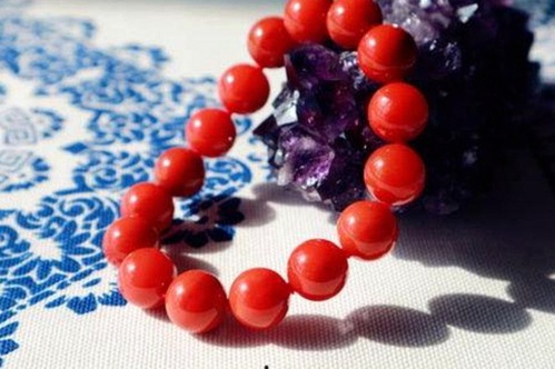 探索《91n最新版下载》：最新版本带来的变化与争议