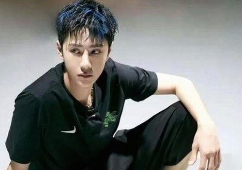 从网络热点到法律纷争：🔞🍌进🍑里❌❌❌面免费版官方版的变化与影响