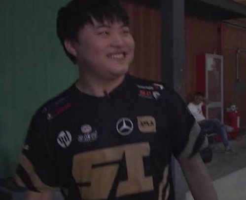 每日大赛24小时爆料最新最新版：实时掌握最新热点动态