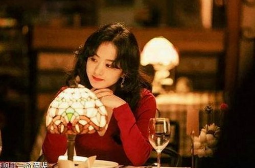 探秘18馃埐官方版：最新版本动态与核心功能解析