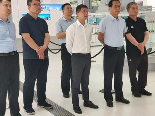 黑料吃瓜官方版：扬州副局长戴璐婚内出轨曝光引热议