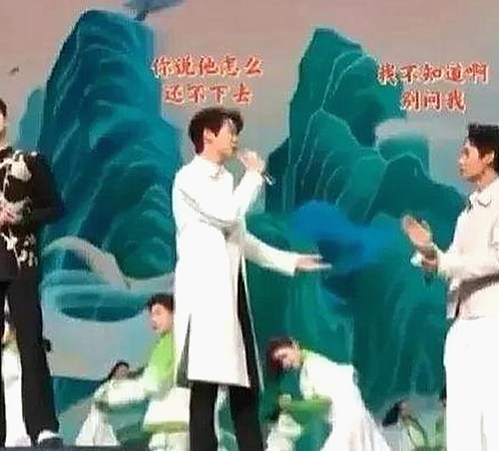 黑料吃瓜官方版：扬州副局长戴璐婚内出轨曝光引热议