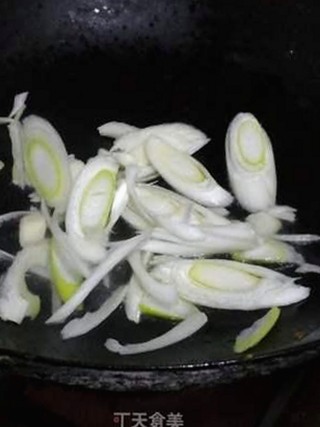 爱液官方网站最新版下载：揭秘遂宁市娱乐圈最新动态