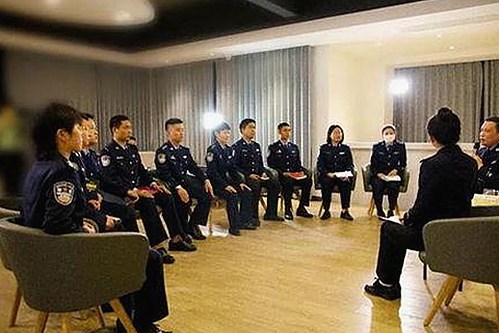 明星追看：如何免费观看45分钟高清电视动漫？