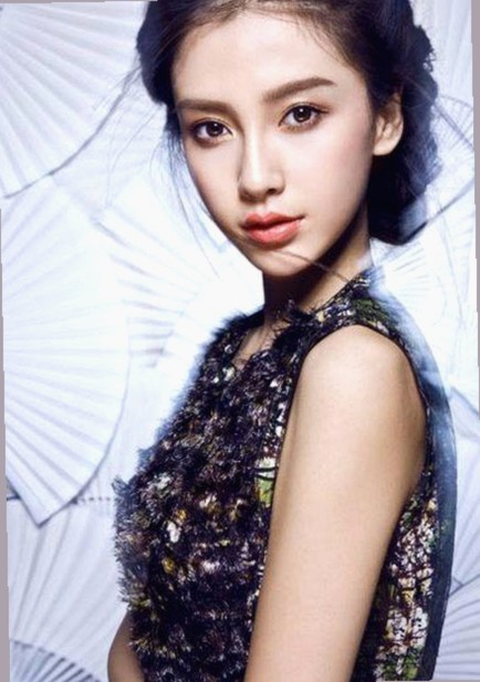 成人网官方版下载：揭秘背后人物与最新版本动态