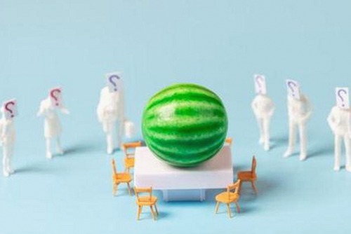 已满十八岁电视剧完整版官方版下载免费版：揭示背后复杂现象