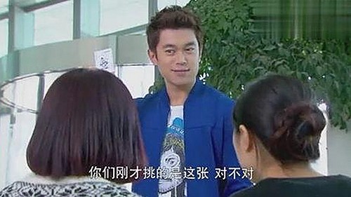 小🐔🐔伸进🈲🔞🔞官方版免费版：从网络热议到现状揭秘