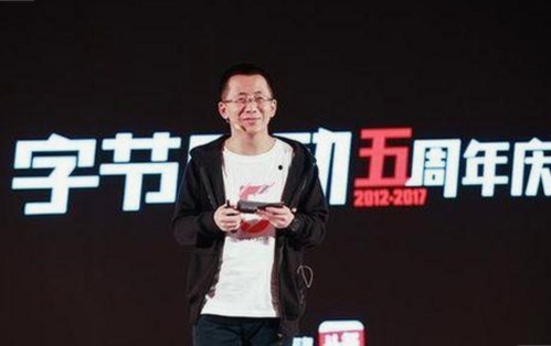 探索高清🈚码🔞❌♋免费菠萝视频官方版下载：体验极致娱乐新潮流